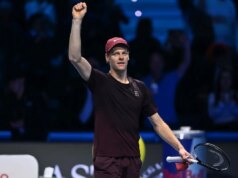 Sinner ancora re dei “Maestri”, Alcaraz ko. Meloni “Orgogliosi di te”