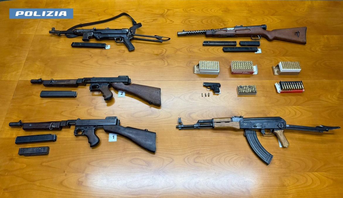 Traffico di armi, due arresti nel Milanese e sequestri