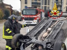 Solara: auto si ribalta, ferito il conducente