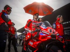 Bulega conquista il primo punto in MotoGP con il Ducati Lenovo Team: quindicesimo nella gara di debutto a Portimão