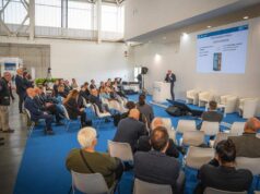 Banchi frigoriferi nella GDO: un refrigerante su due è naturale