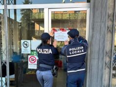 Chiuso per 15 giorni un esercizio di vicinato a Formigine per vendita di alcolici a minori