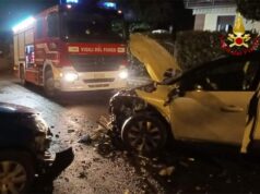 Quattro feriti lievi in un incidente nella notte a Castelnovo Monti
