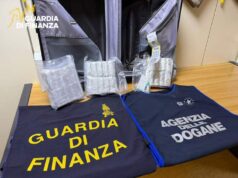 Quasi tre kg di hashish sequestrati all’aeroporto di Bologna
