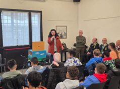 Si è svolta questa mattina a Sassuolo l’iniziativa “Un nastro per Rossana”