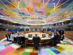 Da Ue prestito di 90 miliardi a Kiev, accantonato uso degli asset