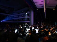 Al Duse di Bologna torna ‘Bollicine’ con l’Orchestra Senzaspine