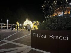 San Lazzaro accende il Natale tra balli in piazza e mercatini
