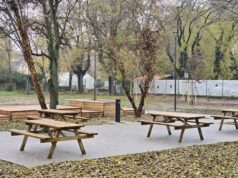 Il Parco del legno di Reggio riapre alla città con percorsi illuminati e nuovi arredidi urbani.