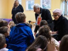 Reggio Emilia: gli auguri del sindaco e dell’assessora Mahmoud alla comunità scolastica