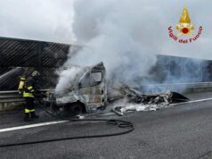 Incendio di un furgone sulla A1 nel modenese. Non si segnalano feriti