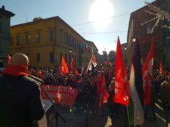 Manovra: a Reggio Emilia in 8.000 sfilano in circonvallazione