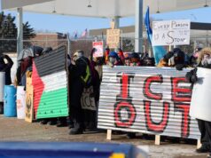 Minneapolis, uomo ucciso da agenti federali, governatore e sindaco “Trump ritiri ICE”