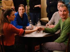 Per una sera il sipario del Teatro Asioli di Correggio si spalanca in un salotto privato