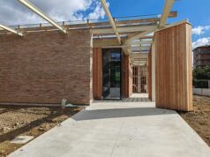 Davanti a Villa Emma: scuole, territorio, partecipazione