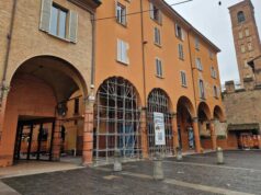 Bus contro colonna a Bologna, domani iniziano i lavori di messa in sicurezza