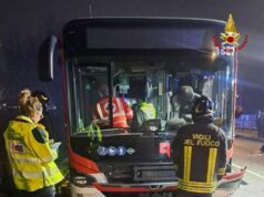 Incidente tra auto e autobus a Cella, quattro feriti