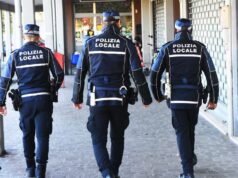 Fermato sul monopattino in zona stazione a Reggio: ventiduenne denunciato per detenzione di stupefacenti