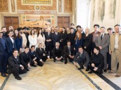 Mattarella riceve i cantanti di Sanremo “Dalla musica grande contributo al Paese”