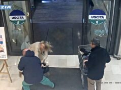 Tenta di rapire una bambina in un supermercato a Bergamo, arrestato