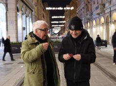 “Arriva la busta con il Boost” – Masotti e Comaschi in un video spiegano ai bolognesi la nuova carta digitale ricaricabile per viaggiare in bus