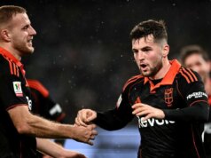 Napoli ko ai rigori, Como in semifinale di Coppa Italia contro l’Inter