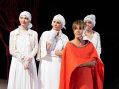 Al Teatro Duse di Bologna, da venerdì a domenica, Lella Costa è ‘Lisistrata’ di Aristofane