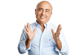 Paolo Cevoli torna al Celebrazioni di Bologna con il monologo Figli di Troia