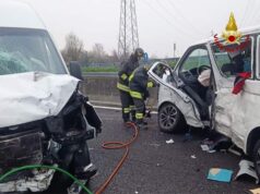 Scontro tra furgoni in Autostrada nel reggiano: un ferito grave