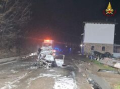 Marzabotto auto s’incendia dopo lo scontro con un camion: morto un 61enne