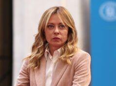 Carburanti, Meloni “Tagliamo 25 centesimi al litro”