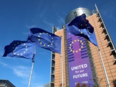 Cina, imprese pronte ad aumentare investimenti in Ue nonostante ostacoli normativi