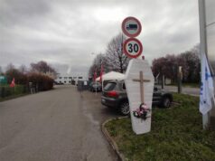 Chiude lo stabilimento Ascot Dom a Solignano di Castelvetro