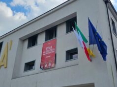 “Mai più fascismi”, nuovo manifesto esposto dal Teatro Dadà di Castelfranco
