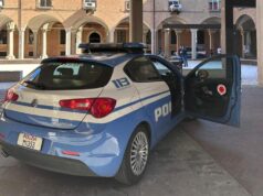 Bologna, tensioni in Università per il dialogo sul referendum. La Polizia di Stato denuncia tredici persone