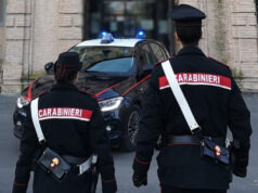 Castelnovo Ne’ monti: in auto con hascisc, cocaina e bilancino di precisione, denunciato dai carabinieri