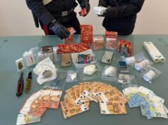 San Cesario sul Panaro: trovato con quasi 7 chili tra hashish e cocaina, oltre a denaro contante