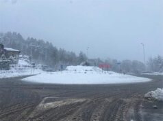 Maltempo, 50 centimetri di neve al Passo delle Radici