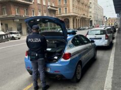 Bologna: arrestato dalla Polizia di Stato spacciatore di crack nei pressi della stazione