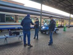 Casalecchio di Reno, rapinano in stazione con spray urticante e sassi: due minori denunciati