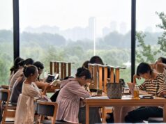 Cina, il tasso di lettura in aumento grazie alla crescita del formato digitale