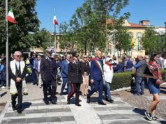 Casalgrande celebra il 25 Aprile: piazza gremita per l’81° anniversario della Liberazione