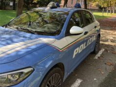 Bologna, compra la droga e scappa a folle velocità: acquirente denunciato e pusher arrestato