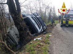 Mezzo pesante finisce fuori strada sulla Provinciale a Prignano. Ferito il conducente
