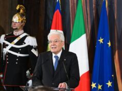 Mattarella “Giovani comunicano con strumenti nuovi, errore diffidarne”