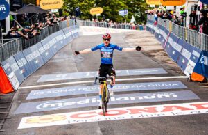 Vingegaard vince il tappone di Pila e veste la maglia rosa al Giro2026