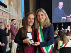 Casalgrande, una Stella al Merito del Lavoro: premiata Margherita Casini