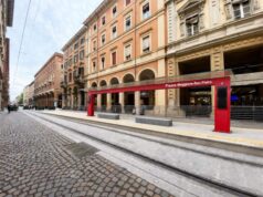 Tram, al via a Bologna il montaggio delle pensiline