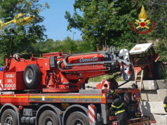 Si ribalta col trattore: agricoltore soccorso a Casalgrande