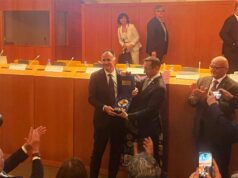 A Emanuele Orsini il premio “Un fiore dall’argilla”